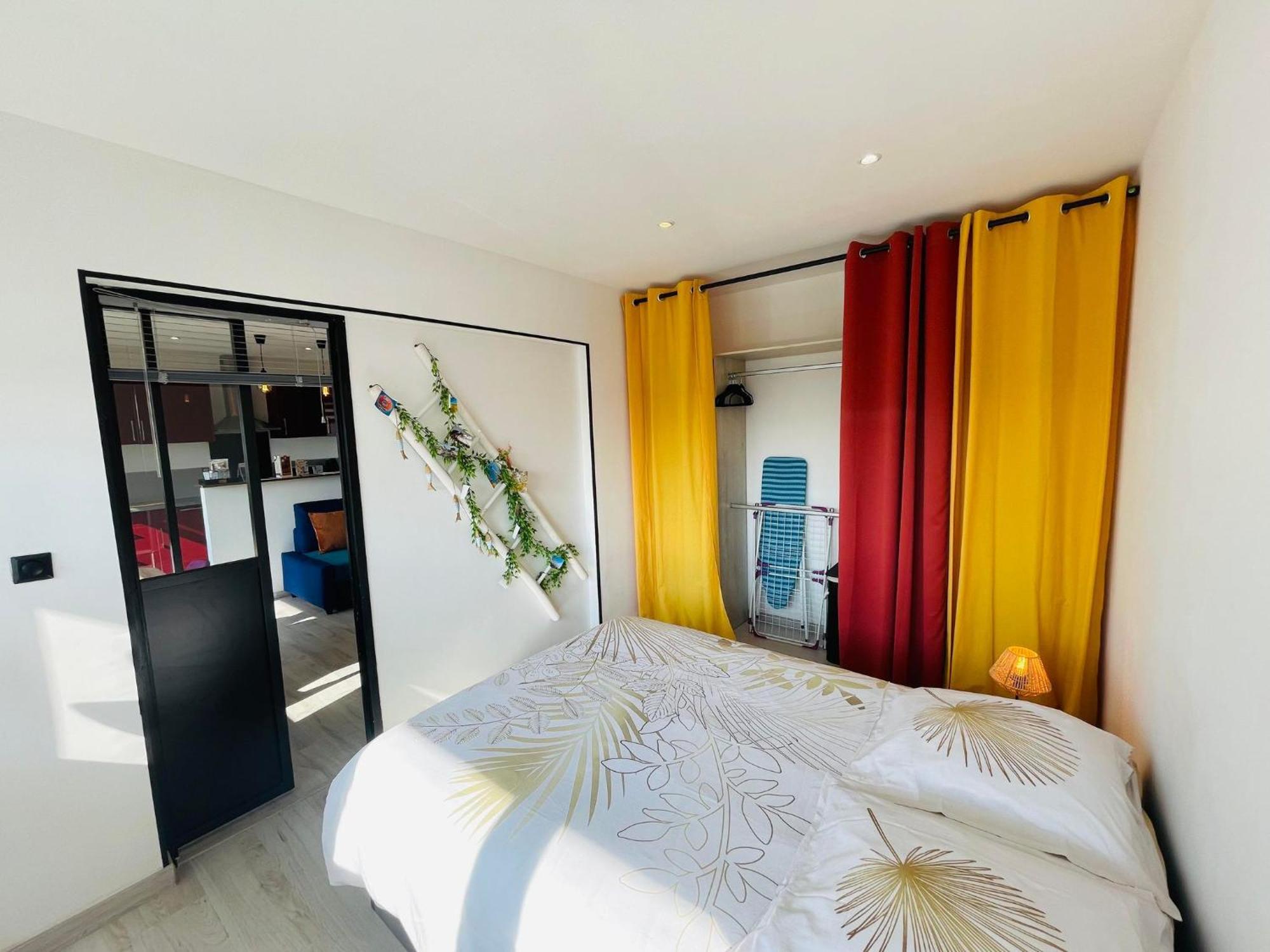 Ferienwohnung La Brise Marine Calais Exterior foto